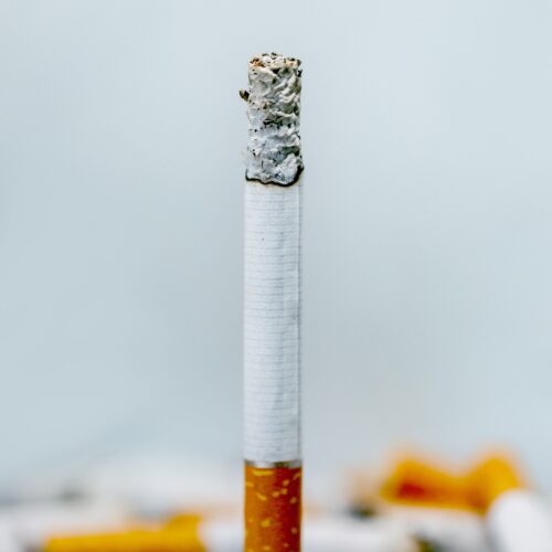Palimy papierosy na potęgę. Najczęściej palą… gospodynie domowe