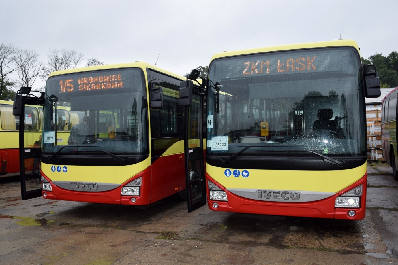 Nowe autobusy przyjechały do Łasku